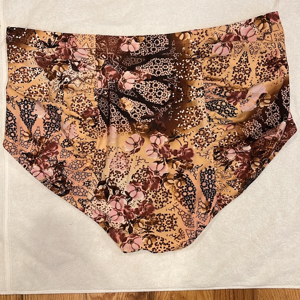 Torrid High Rise Ruched Swim Bottoms - Picture 4 of 6